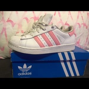 Adidas Superstar C. White shell toe with pink stripes. Kids size 3.